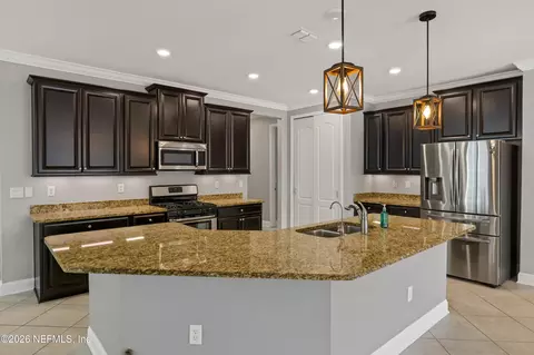 Kitchen - 182 Saint Kitts Loop, Saint Augustine, FL 32092 photo 1 of 5