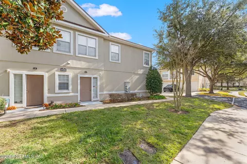 1725 Forest Lake Cir #3, Jacksonville, FL 32225