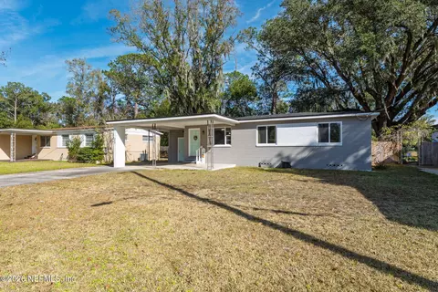 5833 Norde Dr E, Jacksonville, FL 32244