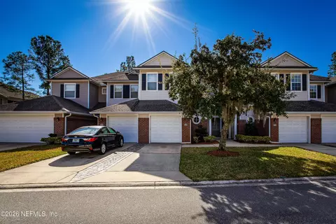2045 Secret Garden Ln #605, Fleming Island, FL 32003