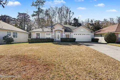 11958 Swooping Willow Rd, Jacksonville, FL 32223