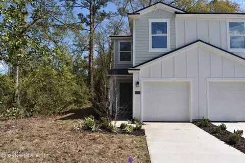 2733 Iron Rock Ct, Jacksonville, FL 32254