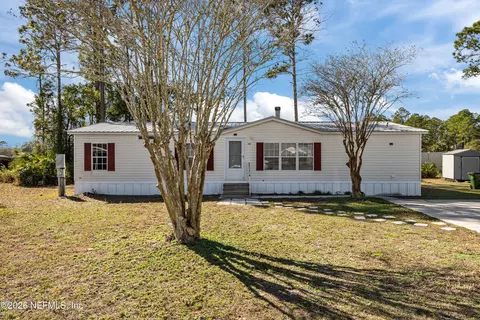 6109 W 5th Manor Mnr, Palatka, FL 32177