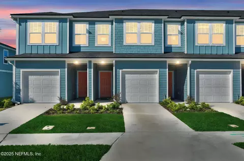 735 Sailor Grove Ln, Jacksonville, FL 32221