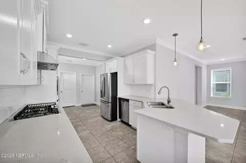 Kitchen - 51 Foxcross Ave, Saint Augustine, FL 32092 photo 4 of 5