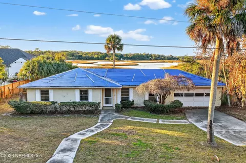 1864 Buccaneer Dr, Jacksonville, FL 32225