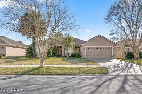 13118 Brians Creek Dr, Jacksonville, FL 32224