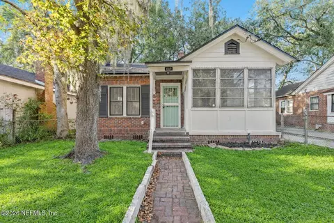 449 Sunset Dr, Jacksonville, FL 32208