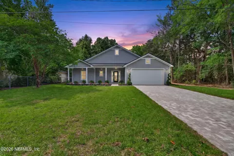 464 E Shuey Ave, Macclenny, FL 32063