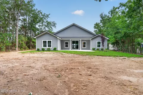 Exterior - 464 E Shuey Ave, Macclenny, FL 32063 photo 5 of 7