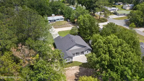 View/Area - 464 E Shuey Ave, Macclenny, FL 32063 photo 8 of 9