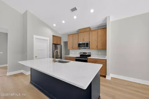Kitchen - 464 E Shuey Ave, Macclenny, FL 32063 photo 3 of 3