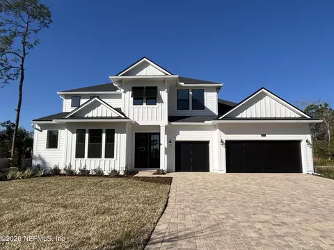 1015 Creighton Rd, Fleming Island, FL 32003
