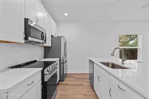 Kitchen - 108 Aspen Rd, Saint Augustine, FL 32086 photo 1 of 1
