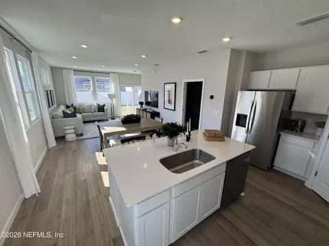 14459 Macadamia Ln, Jacksonville, FL 32218