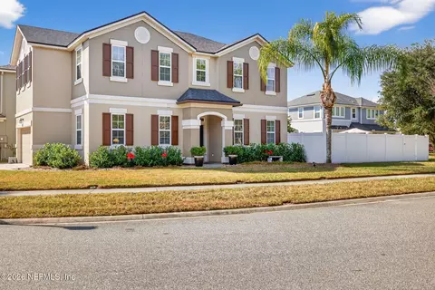 7088 Crispin Cove Dr, Jacksonville, FL 32258