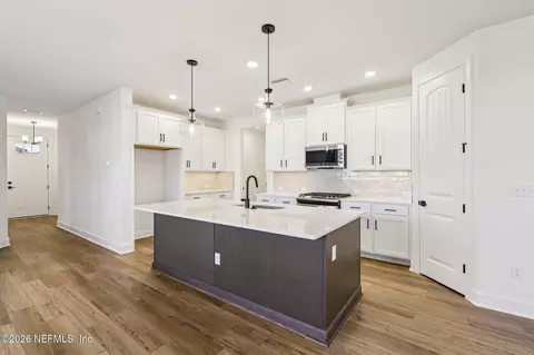 Kitchen - 17 Jamestown Ct, Saint Augustine, FL 32092 photo 1 of 5