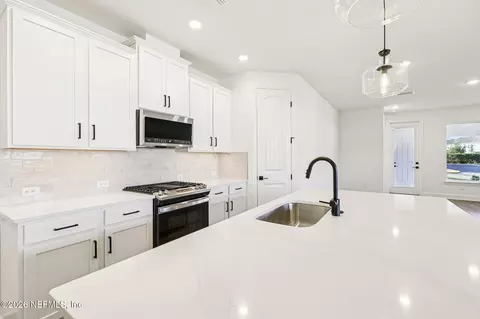 Kitchen - 17 Jamestown Ct, Saint Augustine, FL 32092 photo 5 of 5