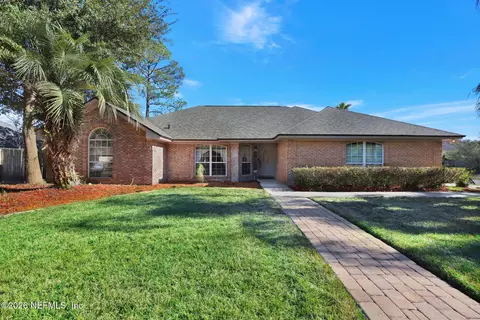 1945 Hibernia Ct, Jacksonville, FL 32223