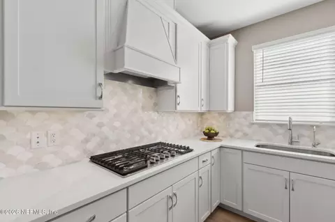 Kitchen - 688 Continuum Loop, Yulee, FL 32097 photo 3 of 4