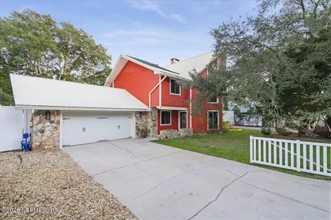 4 Santa Maria Ln, Saint Augustine Beach, FL 32080