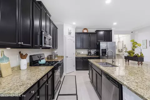 Kitchen - 45 Otero Pt, Saint Augustine, FL 32095 photo 4 of 4