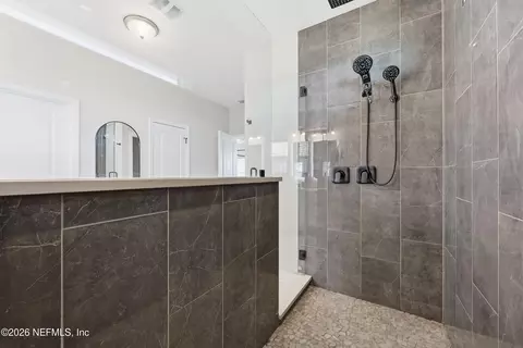 Bath - 367 Five Island Dr, Saint Augustine, FL 32080 photo 6 of 11