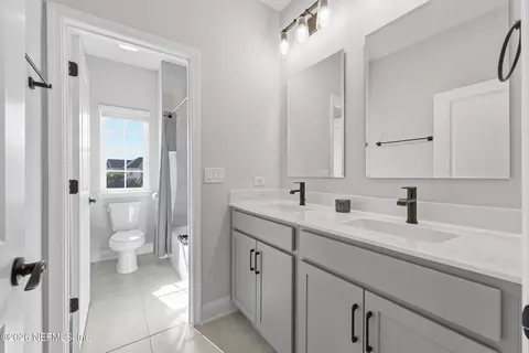 Bath - 367 Five Island Dr, Saint Augustine, FL 32080 photo 10 of 11