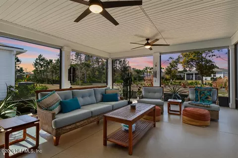 244 Juniper Hills Dr, Saint Johns, FL 32259