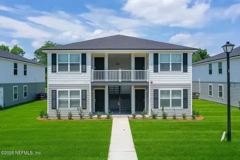 9548 Hood Rd, Jacksonville, FL 32257