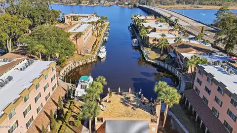 5375 Ortega Farms Blvd #515, Jacksonville, FL 32210