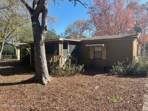 131 Clearwater Rd, Satsuma, FL 32189