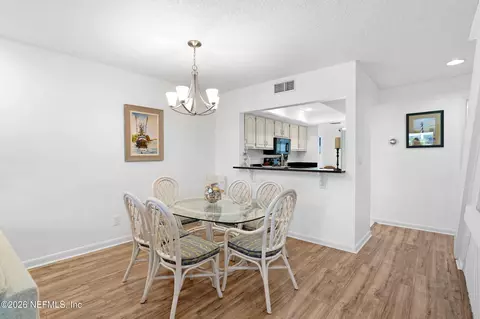 Dining - 890 A1a Beach Blvd #63, Saint Augustine, FL 32080 photo 1 of 2