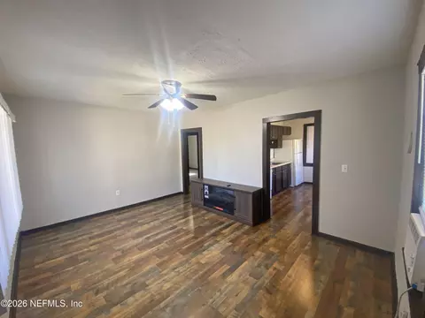 401 N Cherry St, Starke, FL 32091 photo 3