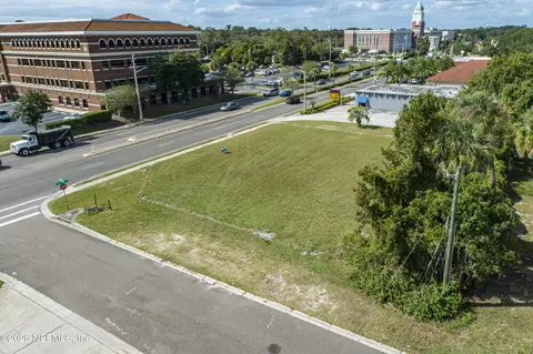 706 N Orange Ave, Green Cove Springs, FL 32043
