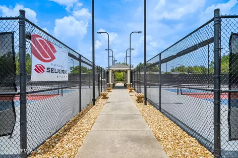 View/Area - 9839 SW 63rd Loop, Ocala, FL 34481 photo 4 of 8