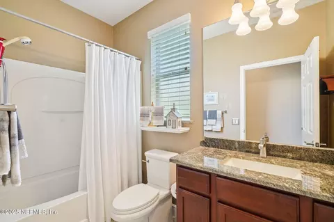 Bath - 9839 SW 63rd Loop, Ocala, FL 34481 photo 3 of 3