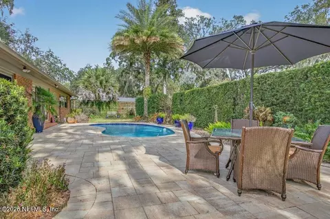 8349 Kim Rd, Jacksonville, FL 32217