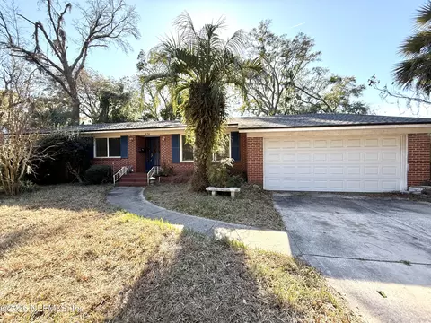 976 Townsend Blvd, Jacksonville, FL 32211