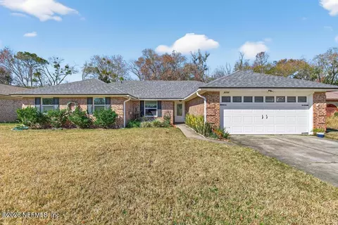 8730 Osprey Ln, Jacksonville, FL 32217