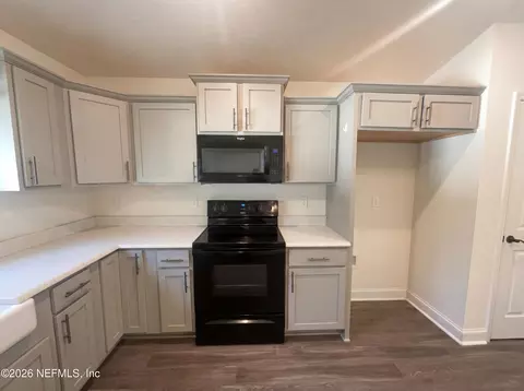 Kitchen - 177 Orient Dr, Saint Augustine, FL 32092 photo 2 of 2