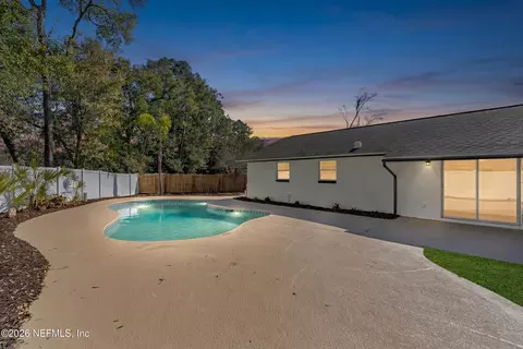 4801 Black Pine Ct, Jacksonville, FL 32210