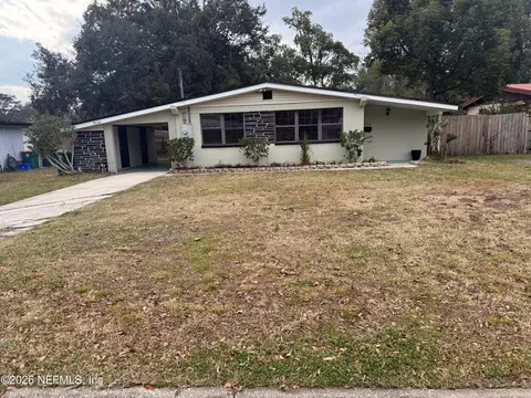 8114 Fresca St, Jacksonville, FL 32217