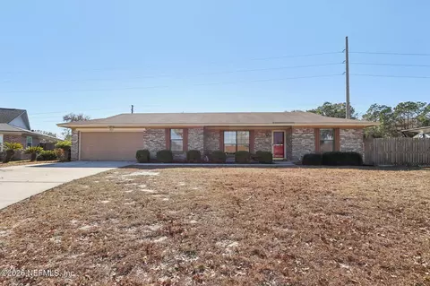 822 Ashwood Ct, Orange Park, FL 32065