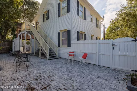 Exterior - 251 Charlotte St, Saint Augustine, FL 32084 photo 4 of 5