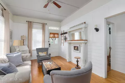 Living - 251 Charlotte St, Saint Augustine, FL 32084 photo 2 of 5