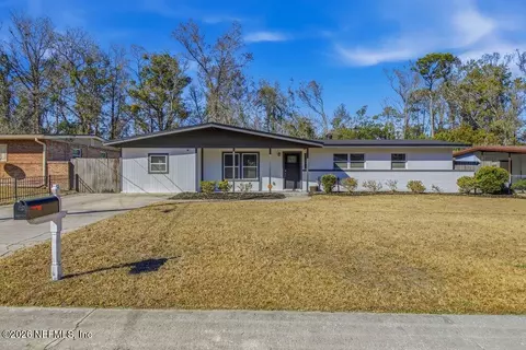 8133 Joffre Dr, Jacksonville, FL 32210