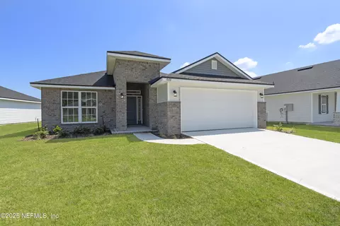 8387 Helmsley Blvd, Jacksonville, FL 32219