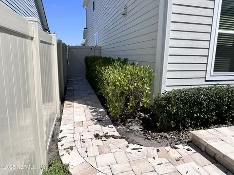 Exterior - 244 Willow Lake Dr, Saint Augustine, FL 32092 photo 3 of 20