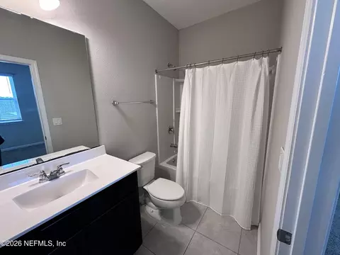 Bath - 244 Willow Lake Dr, Saint Augustine, FL 32092 photo 11 of 15